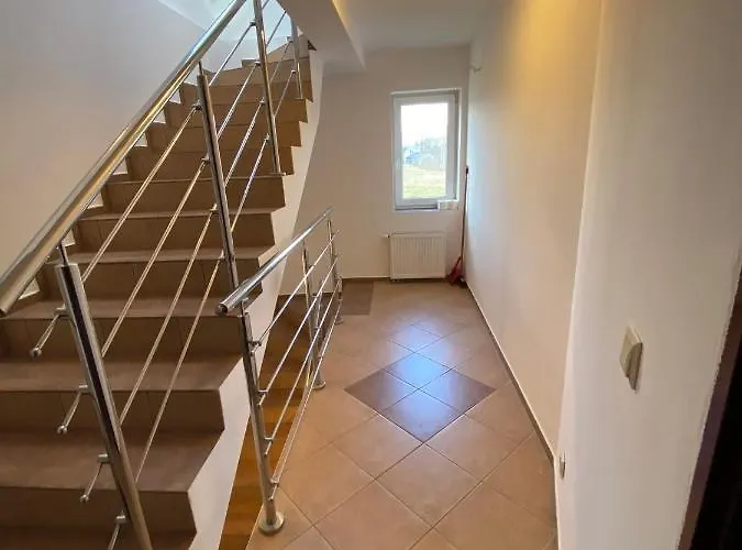 בית הארחה Niutek