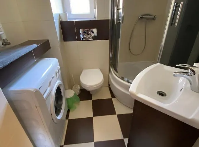 בית הארחה Niutek 3*