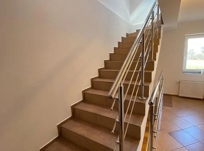 בית הארחה Niutek